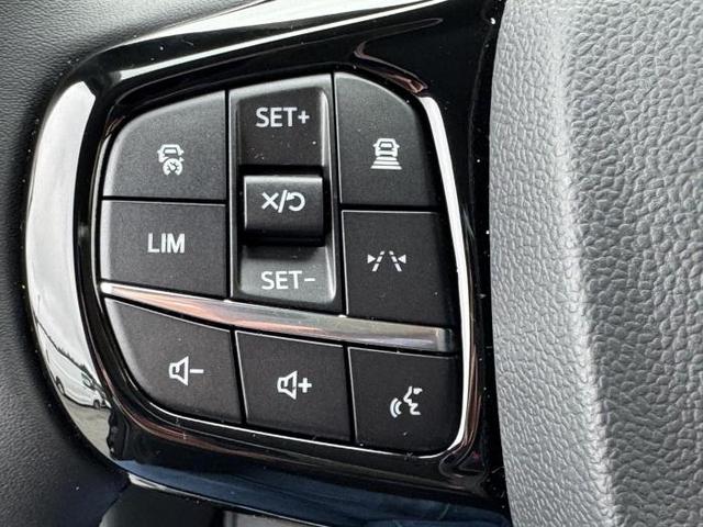 Ford Tourneo Custom Trend L2 9-Sitzer 320 2.0 EcoBlue 100kW (136 PS) 6-Gang-Schaltgetriebe 