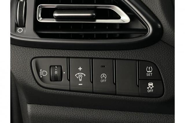 Hyundai i30 Kombi N-Line 1.5 T-GDI 103kW (140 PS) 7-Gang-DCT 