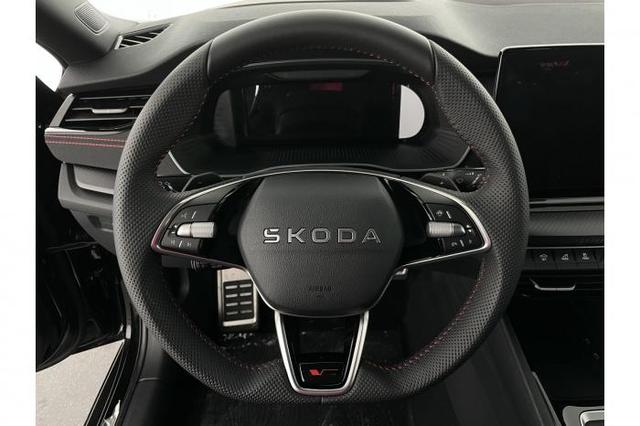 Skoda Octavia Combi RS 2.0 TSI 195kW (265 PS) 7-Gang-DSG 