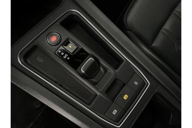 Cupra Leon Sportstourer 1.4 e-Hybrid ST *DCC*NAVI*LED*SHZ*PDC* 