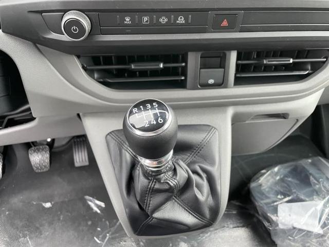 Volkswagen Transporter Kasten kurzer Radstand 2.0 TDI 81kW (110 PS) 6-Gang-Schaltgetriebe 