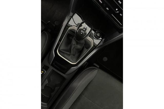 Volkswagen T-Roc 1.5 TSI Style *AHK*NAVI*ACC*LED*SHZ*PDC* 