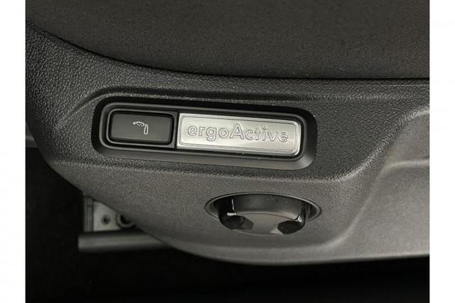 Volkswagen T-Roc 1.5 TSI Style *AHK*NAVI*ACC*LED*SHZ*PDC* 