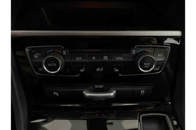 BMW 2er 218d Sportline xDrive 110kW (150 PS) 