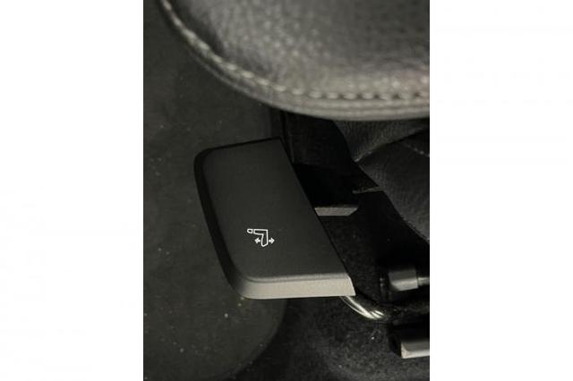 BMW 2er 218d Sportline xDrive 110kW (150 PS) 