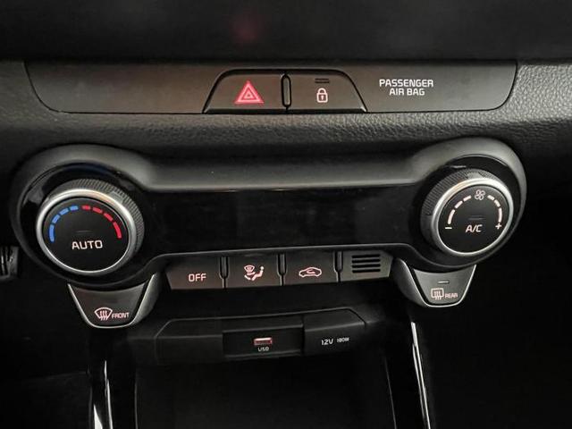 Kia Stonic LX Plus 1.0 T-GDI 74kW (100 PS) 7-Gang-DCT 