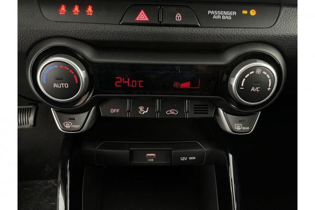 Kia Stonic LX Plus 1.0 T-GDI 74kW (100 PS) 7-Gang-DCT 