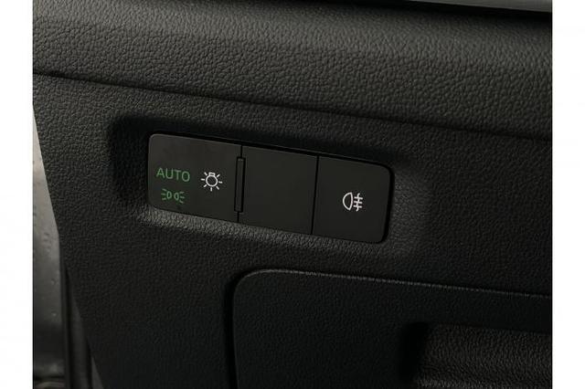 Skoda Octavia Combi Selection 2.0 TDI 110kW (150 PS) 7-Gang-DSG 