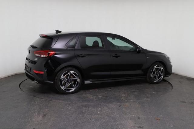Hyundai i30 N-Line HB 1.5 T-GDI 103kW (140 PS) 7-Gang-DCT 