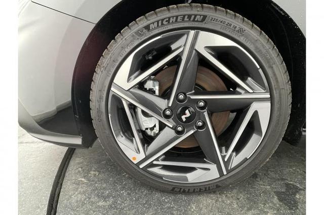 Hyundai i30 N-Line HB 1.5 T-GDI 103kW (140 PS) 7-Gang-DCT 