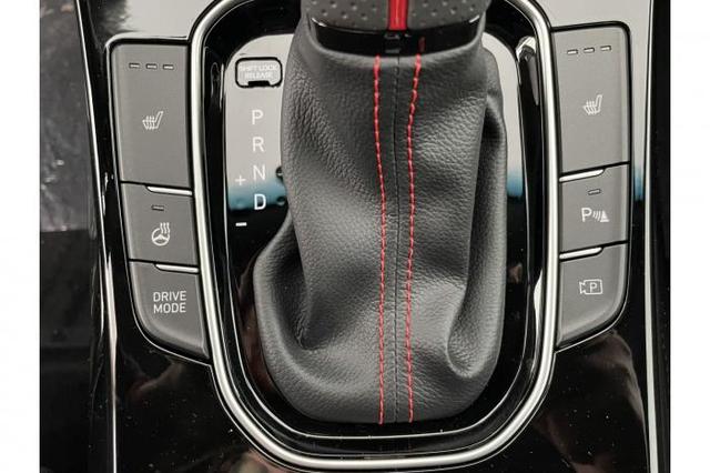 Hyundai i30 N-Line HB 1.5 T-GDI 103kW (140 PS) 7-Gang-DCT 