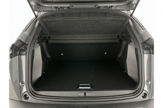 Peugeot 2008 GT 1.2 Hybrid 145 107kW (145 PS) e-DCS6 