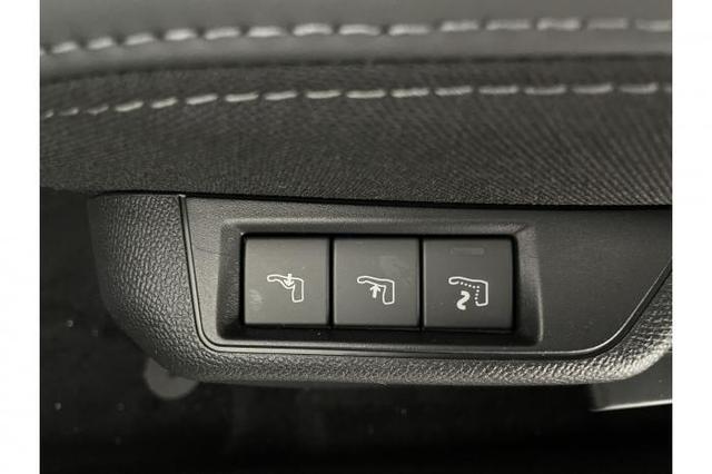 Peugeot 2008 GT 1.2 Hybrid 145 107kW (145 PS) e-DCS6 