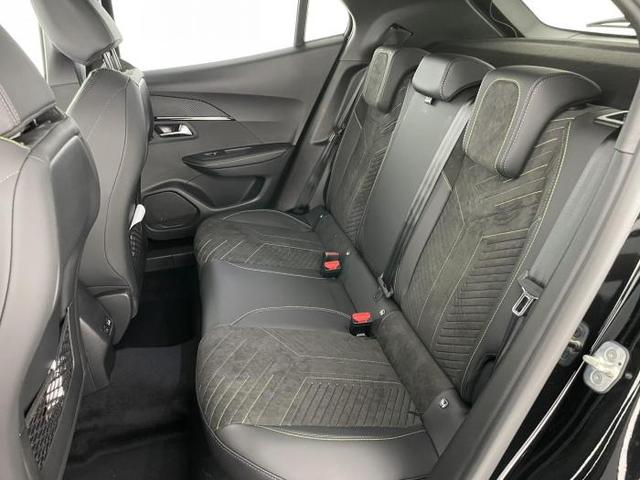 Peugeot 2008 GT 1.2 Hybrid 145 107kW (145 PS) e-DCS6 