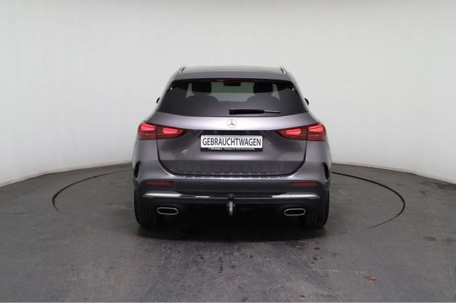 Mercedes-Benz GLA AMG Line GLA-Klasse 220 d 4MATIC *PANO*AHK*NAVI*LED*SHZ*PDC* 