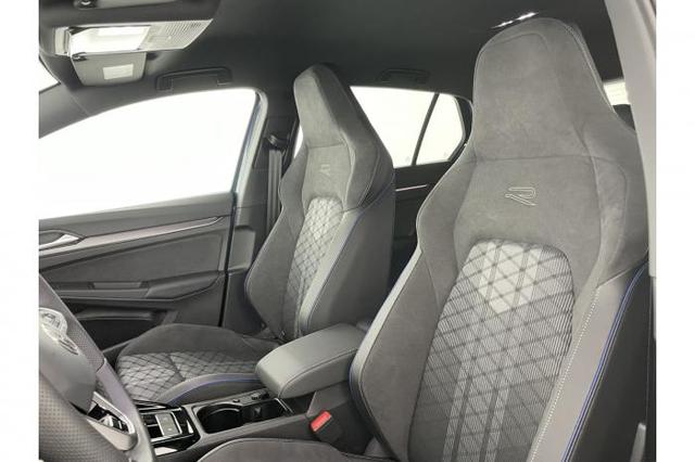 Volkswagen Golf R-Line Limited Limousine 1.5 TSI 110kW (150 PS) 6-Gang Schaltgetriebe 