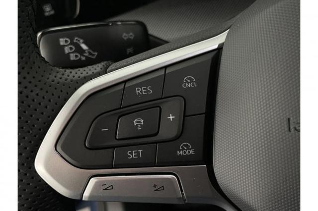 Volkswagen Golf R-Line Limited Limousine 1.5 TSI 110kW (150 PS) 6-Gang Schaltgetriebe 