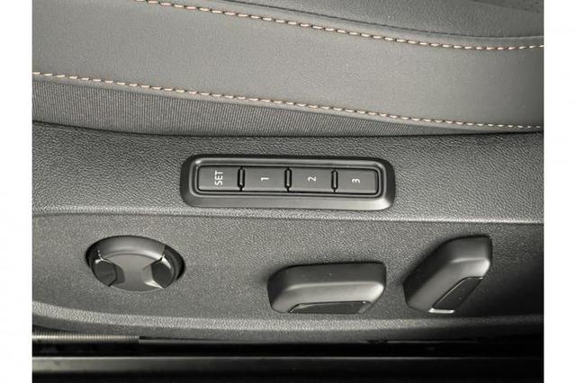 Cupra Formentor VZ 2.0 TSI *DCC*PANO*AHK*ACC*LED*SHZ* 