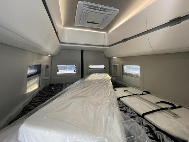 Volkswagen Grand California 680 2.0 TDI 4Motion *AHK*NAVI*LED*SHZ*PDC*Kamera* 