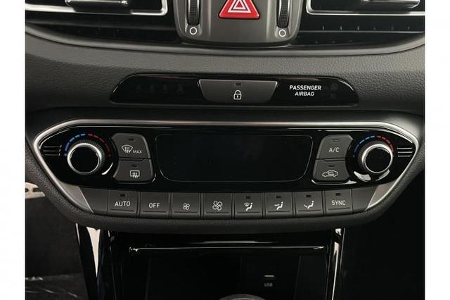 Hyundai i30 Kombi N-Line 1,5 T-GDi 103 kW (140 PS) 7-Gang-DCT 