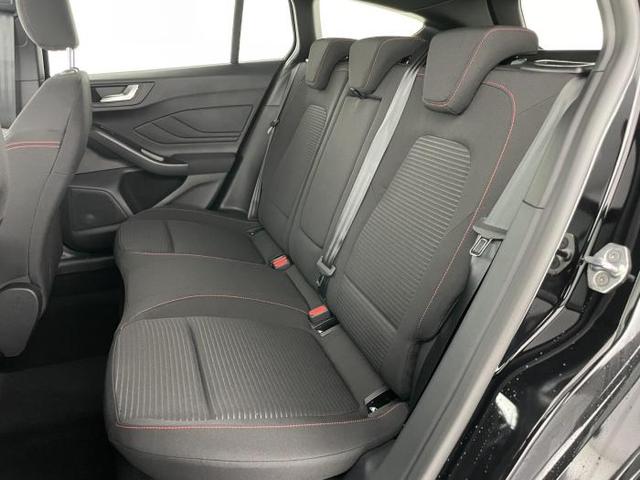 Ford Focus Turnier ST-Line X 1.0 EcoBoost Hybrid 114kW (155 PS) 7-Gang-Automatikgetriebe 