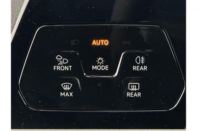 Volkswagen Golf Variant Life Edition 1.5 eTSI OPF 110kW (150 PS) 7-Gang- DSG 