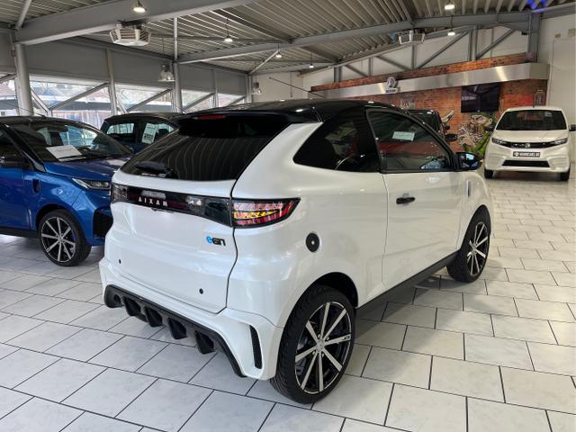 Aixam / Ambition Coupe GTi E5+ / Weiß / / / Aixam Ambition Coupé GTi E5+