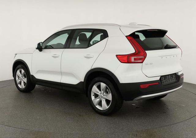 Volvo XC40 Core 2WD B3 Mild-Hybrid Core, AHK, Navi, LED, Winter, Kamera, el. Klappe 