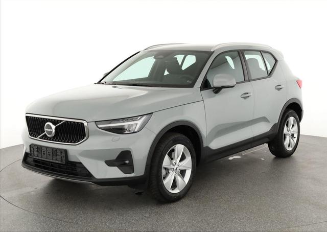 Volvo XC40 - Core 2WD B3 Mild-Hybrid Core, Navi, LED, Winter, Kamera, el. Klappe