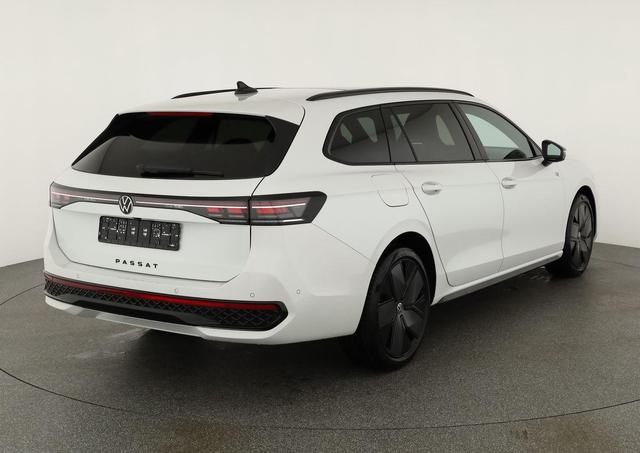 Volkswagen Passat Variant 1.5 TSI eHybrid 200 kW R-Line Black, Pano, AHK, AreaView, 19-Zoll 