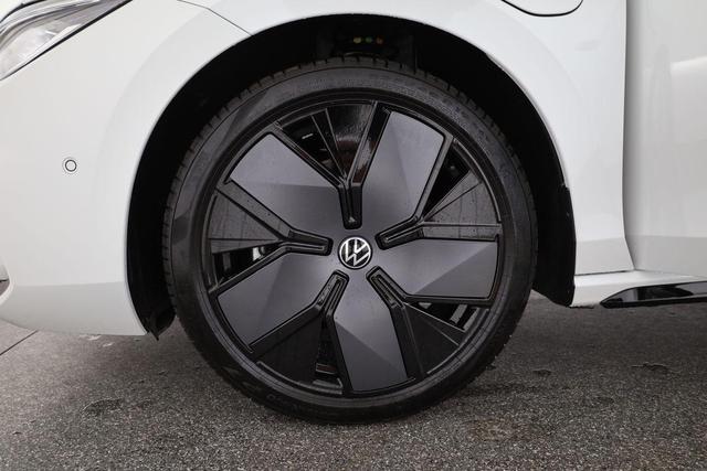 Volkswagen Passat Variant 1.5 TSI eHybrid 200 kW R-Line Black, Pano, AHK, AreaView, 19-Zoll 