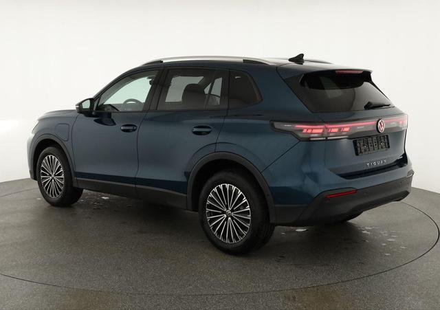 Volkswagen Tiguan 1.5 TSI eHybrid 150 kW Life DSG Life, AHK, IQ.Light, Navi, ParkAssist 