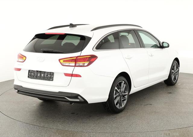 Hyundai i30 Kombi 1.0 T-GDI DCT Family, Navi, ACC, Side, Winter, 17-Zoll, Klimaautomatik 