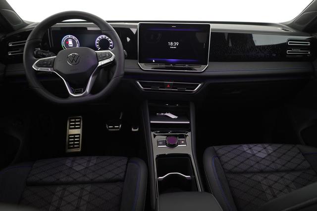 Volkswagen Tiguan 1.5 TSI eHybrid 200 kW R-Line Black, Pano, 20-Zoll, AHK, AreaView, 5-J Garantie 