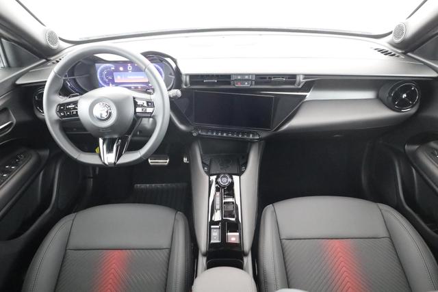 Alfa Romeo Junior Ibrida 1.2 VGT 48V-Hybrid (100kW) Speciale Speciale, 18-Zoll, Kamera, el. Klappe, Sitzheizung 