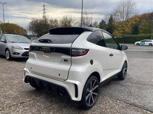 Aixam / Ambition Coupé GTi Diesel E5+ / Weiß / Kleinwagen / perlmuttweiss / 