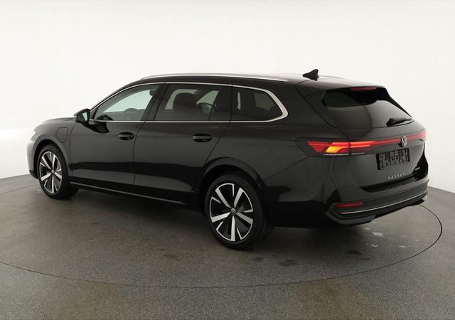 Volkswagen Passat Variant 1.5 TSI eHybrid 150 kW Business Business, HuD, 18-Zoll, Navi Pro, AHK, sofort 