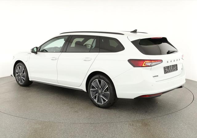 Skoda Superb Combi 1.5 TSI iV 150 kW Sportline DSG Sportline, AHK, Matrix, Side, el. Klappe, Navi 