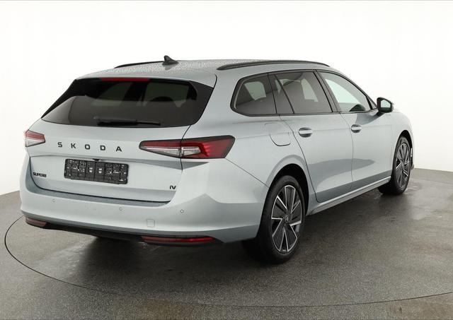 Skoda Superb Combi 1.5 TSI iV 150 kW Sportline DSG Sportline, AHK, Matrix, Side, el. Klappe, Navi 