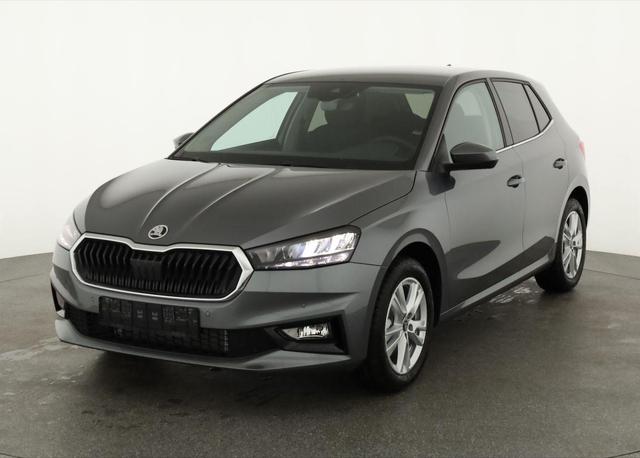 Skoda Fabia - Selection 1.0 TSI DSG 130 Jahre, LED, Kamera, ACC, Side, Ladeboden, Winter