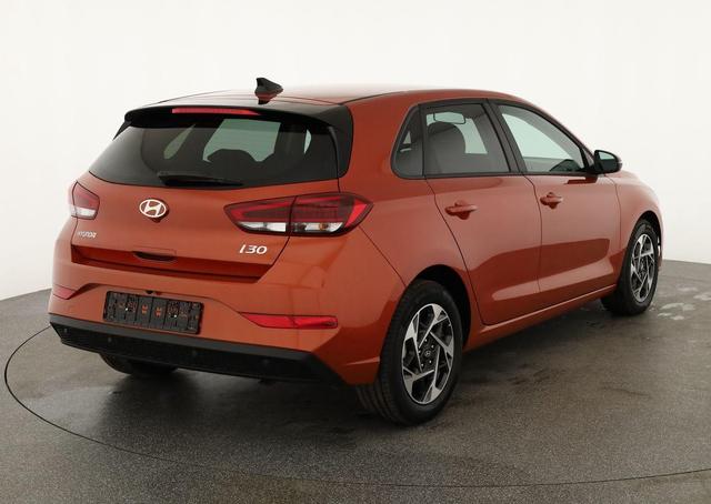 Hyundai i30 1.0 T-GDI DCT Family, Navi, Kamera, LED, 16-Zoll, Winterpaket, 1. Hand 