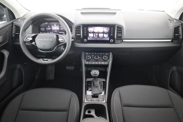 Skoda Karoq 1.5 TSI DSG 130 Jahre, AHK, el. Klappe, Kamera, Ladeboden, Winter 