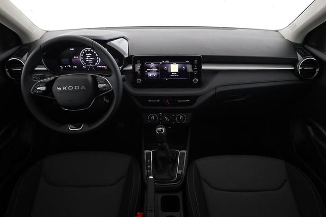 Skoda Fabia Selection 1.0 TSI Selection, Ladeboden, Park, Winterpaket, SmartLink, 4-J Garantie 