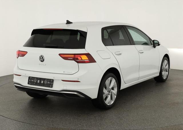 Volkswagen Golf 1.5 TSI eHybrid 150 kW Edition 50 VIII Style, Navi, Kamera, Side, LED-Plus 