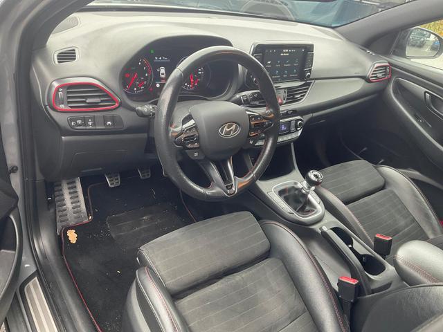 Hyundai i30 FastbackN N Performance Fastback 2.0 T-GDI, LED, Pano, Navi, Kamera, Winter 