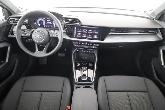 Audi A3 Sportback 35 TFSI S-Tronic, AHK, Kamera, ACC, Sitzheizung, 4-J Garantie 