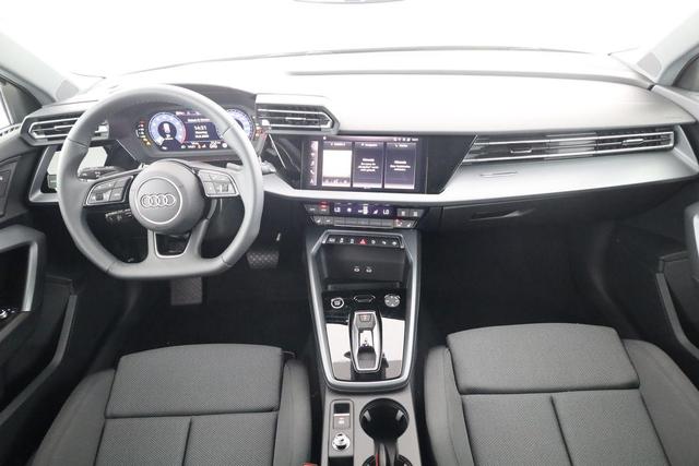 Audi A3 Sportback 35 TFSI S line S-Tronic S-LINE, Kamera, ACC, Sitzheizung, 4-J Garantie 