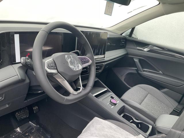 Volkswagen Tiguan 1.5 eTSI 110 kW Life DSG Life, Pano, Navi, EasyOpen, LED-Plus, 5 J.-Garantie 