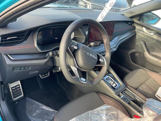 Skoda Octavia Combi RS 2.0 TSI DSG, Sonderlackierung, AHK, 19 Zoll, Canton, el. Klappe, Navi, Matrix, sofort 