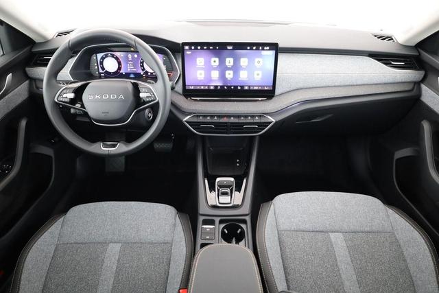 Skoda Octavia Combi 2.0 TDI 110 kW Selection DSG Selection, Navi, Pano, AHK, Teilleder, 5-J Garantie 